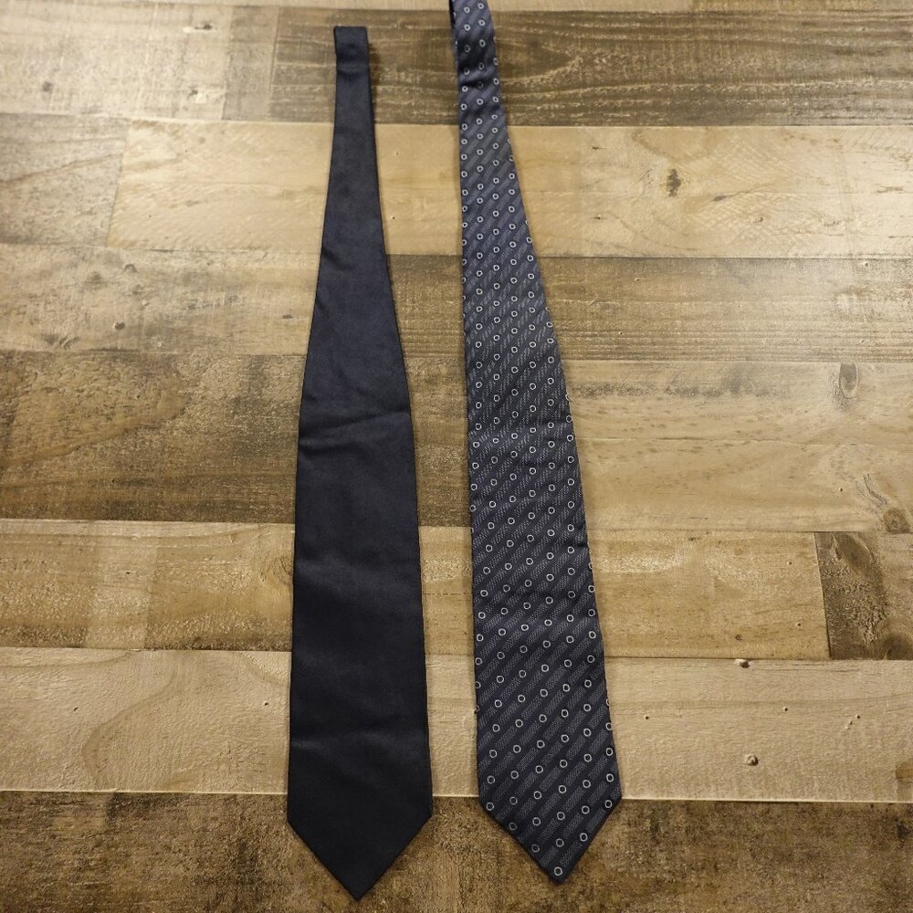 Giorgio Armani Cravatte Silk Tie Bundle Made in Italy Navy & Patterned Set of 2